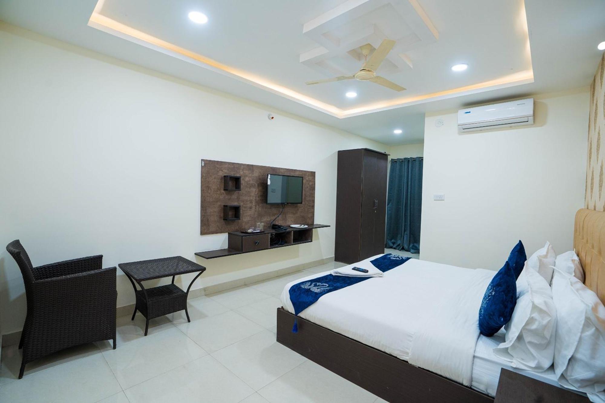 Hotel Accor Inn Бангалор Экстерьер фото